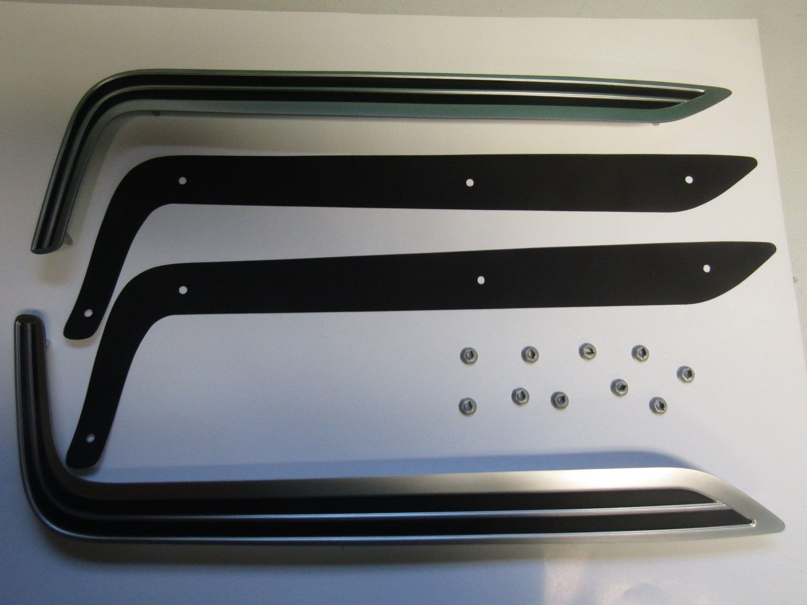 1968-69 Coronet R/T Bulge Insert, Satin Chrome, Pair