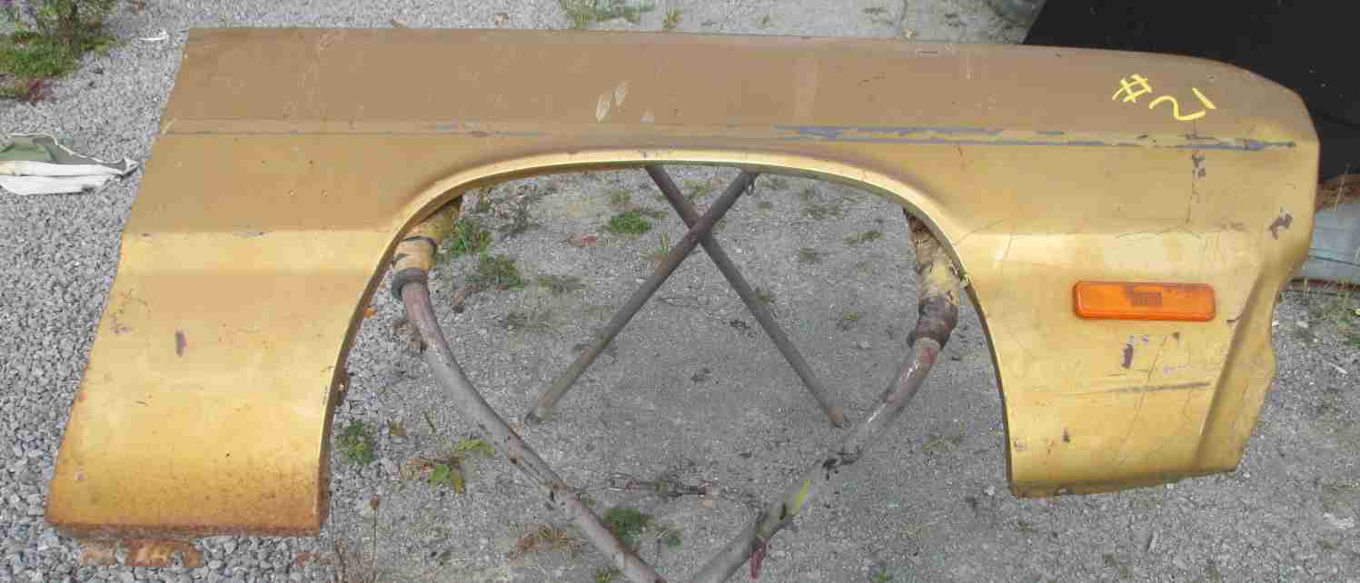 1973-6 Duster Right Fender
