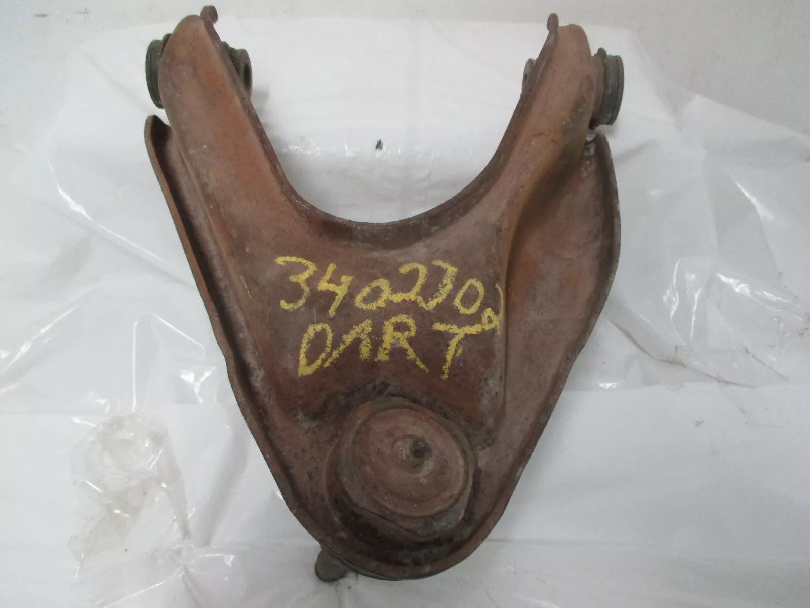 1973-76 Valiant-Dart RH Front Wheel Upper Control Arm w/Disc B 3402702