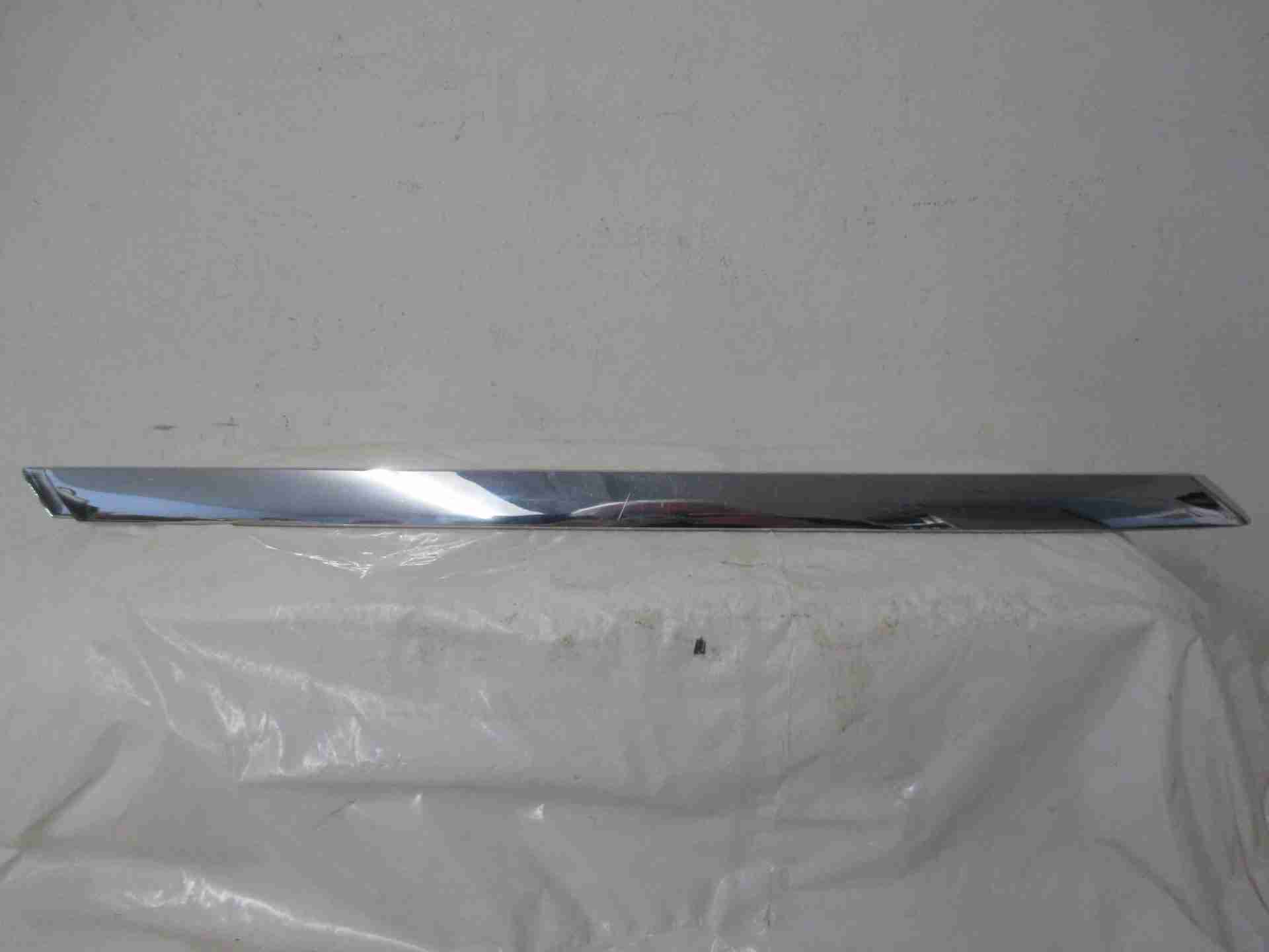 1965 New Yorker 2 Door HT Roof Outside Belt Extension Molding